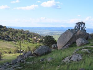 Granite boulders and valley views at Mount Mackenzie