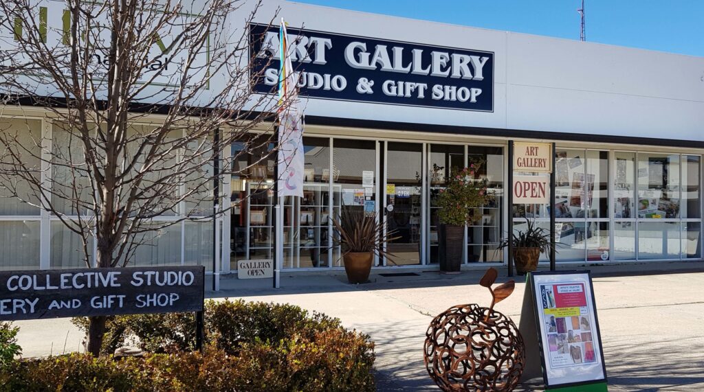 Street front of the Artists' Collective Studio Gallery and gift shop in Tenterfield