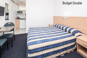 Budget double room with kitchenette at the Tally Ho Motor Inn