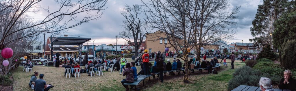 Crowd gathered for a community event at Bruxner Park, Tenterfield