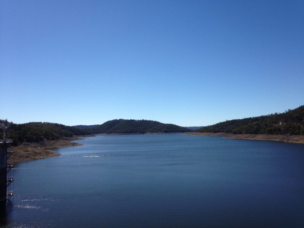 Expanse of blue water at Glenlyon Dam